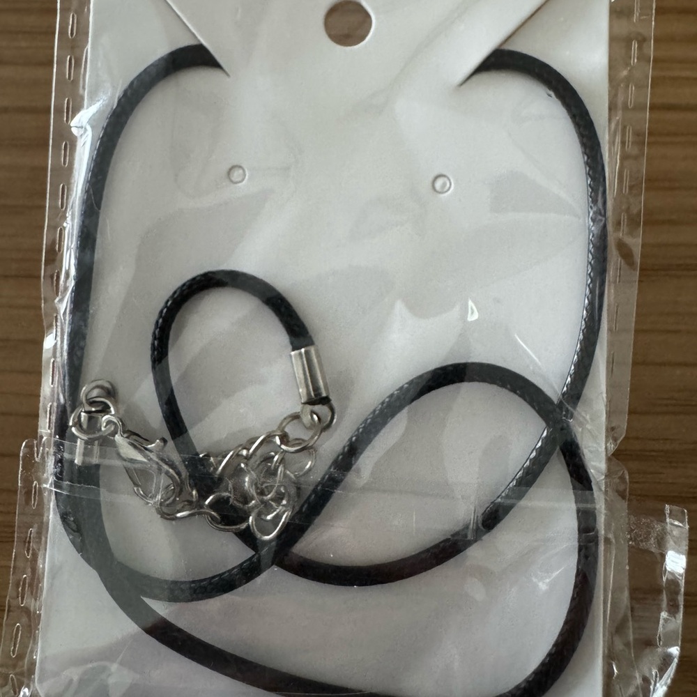Howie Creations Purple Pendant Necklace - NWOT - Picture 2 of 2